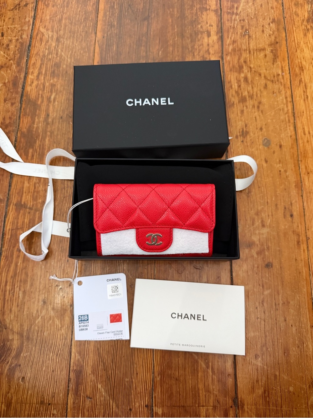 Chanel Classic flap card holder